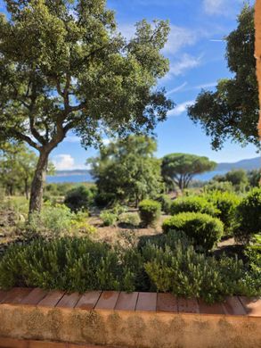 Villa a Grimaud, Var