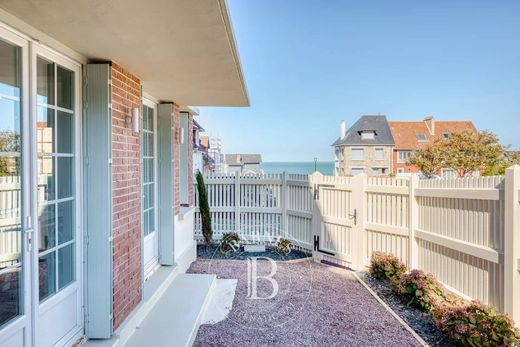 Casa di lusso a Villerville, Calvados