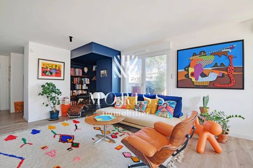 Apartment in Saint-Ouen, Seine-Saint-Denis