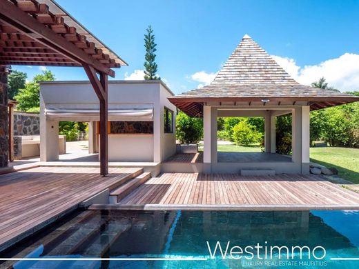 Luksusowy dom w Grande Rivière Noire, Black River District