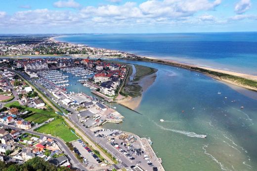 Apartment in Dives-sur-Mer, Calvados