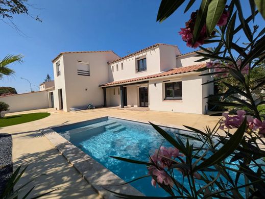 Luxury home in Narbonne, Aude