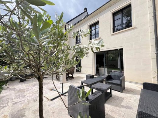 Luxury home in Clamart, Hauts-de-Seine