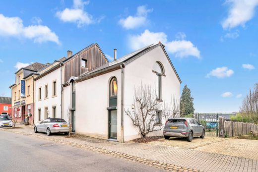 Luxury home in Beckerich, Redange