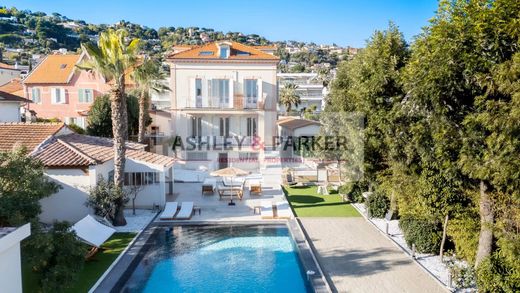 Villa in Golfe-Juan, Alpes-Maritimes