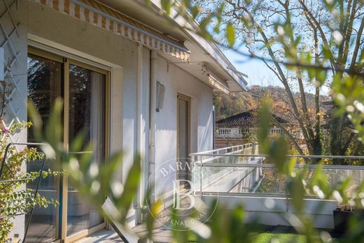 Daire Caluire-et-Cuire, Rhône