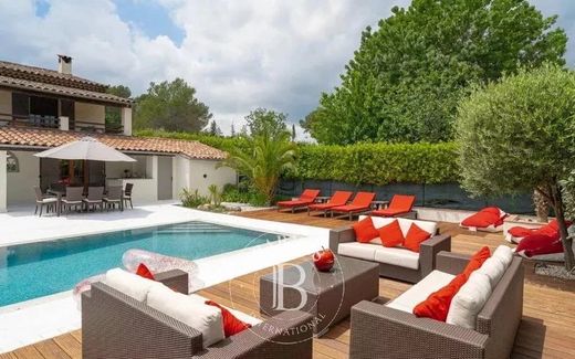 Villa in Valbonne, Alpes-Maritimes