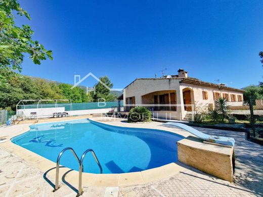 Luxury home in Gattières, Alpes-Maritimes