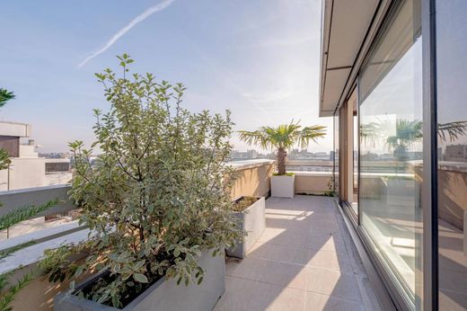 Apartment / Etagenwohnung in Champs-Elysées, Madeleine, Triangle d’or, Paris