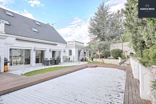 La Varenne-Saint-Hilaire, Val-de-Marneの高級住宅