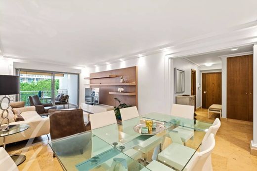 Apartment in Cannes, Alpes-Maritimes