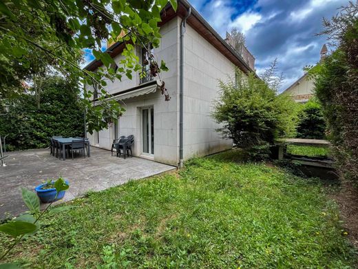 Dublex Le Raincy, Seine-Saint-Denis