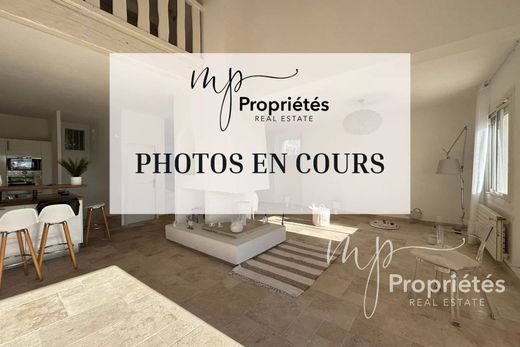 Πολυτελή κατοικία σε Bormes-les-Mimosas, Var