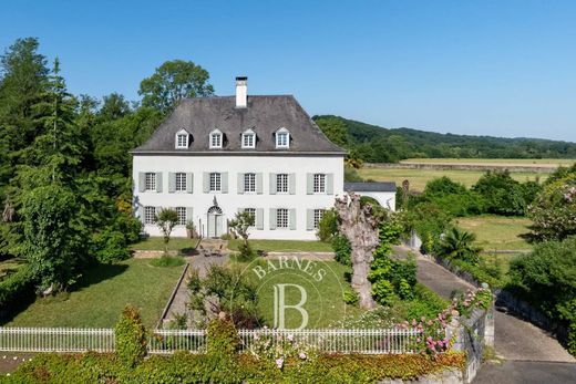 Luxury home in Sauveterre-de-Béarn, Pyrénées-Atlantiques