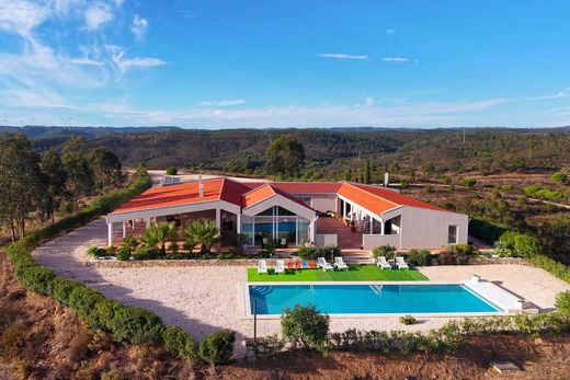 Villa a Bensafrim e Barão de São João, Lagos