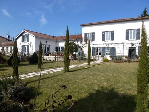 Luxury home in Écully, Rhône