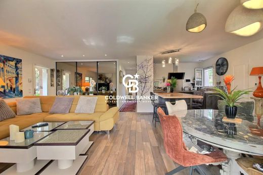 Luxus-Haus in La Teste-de-Buch, Gironde