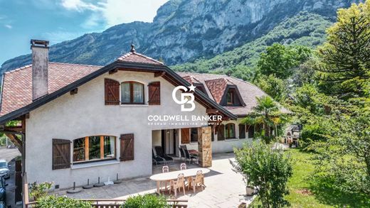 Luxus-Haus in Collonges-sous-Salève, Haute-Savoie