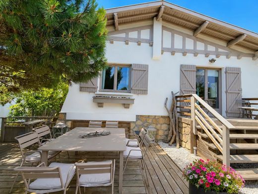 Luxury home in Arcachon, Gironde