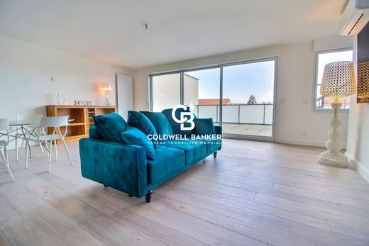 Apartment / Etagenwohnung in Bordeaux, Gironde