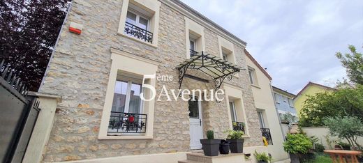 Luxury home in Joinville-le-Pont, Val-de-Marne