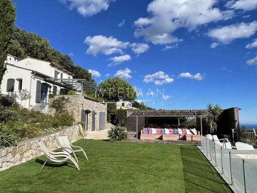 Villa in Châteauneuf-Grasse, Alpes-Maritimes