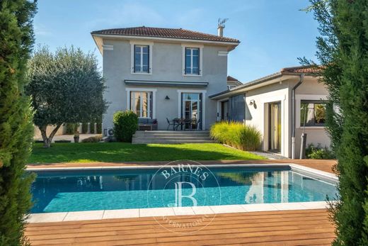 Luksusowy dom w Tassin-la-Demi-Lune, Rhône