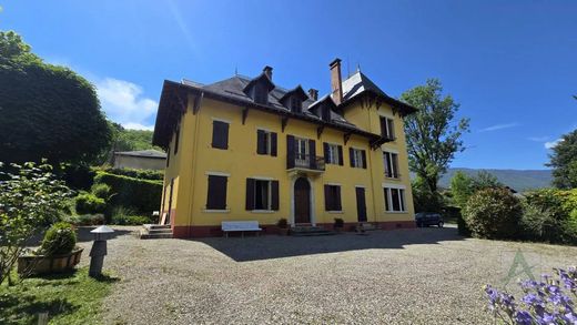 Villa en Chambéry, Saboya