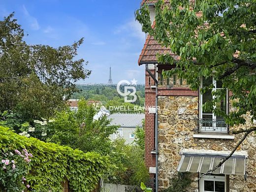 Luksusowy dom w Suresnes, Hauts-de-Seine