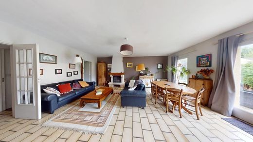 Luxury home in Guyancourt, Yvelines
