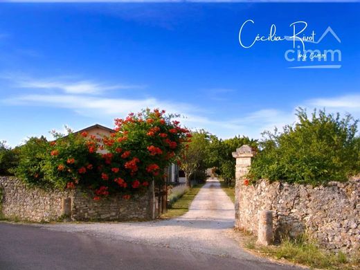 Rural or Farmhouse in Blaye, Gironde