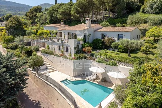 Villa in Tourrettes-sur-Loup, Alpes-Maritimes