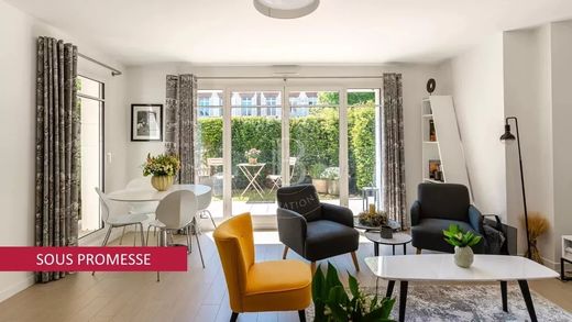 Apartment / Etagenwohnung in Deauville, Calvados