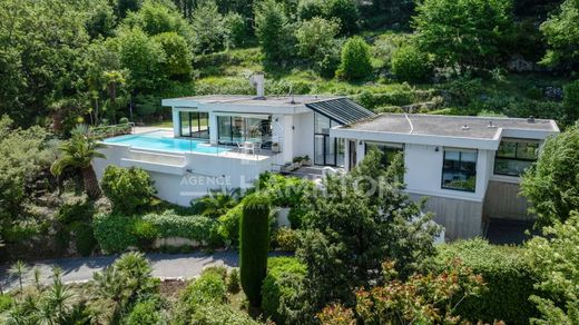 Luxury home in Le Rouret, Alpes-Maritimes