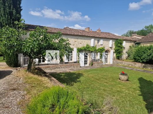 Luxury home in Gensac, Gironde