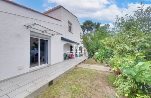 Luxury home in Saint-Cyprien-Plage, Pyrénées-Orientales