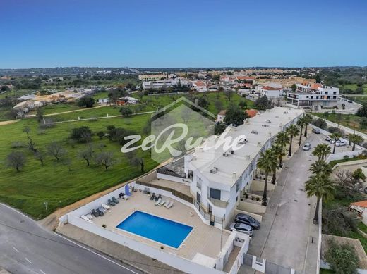 Casa di lusso a Albufeira e Olhos de Água, Albufeira