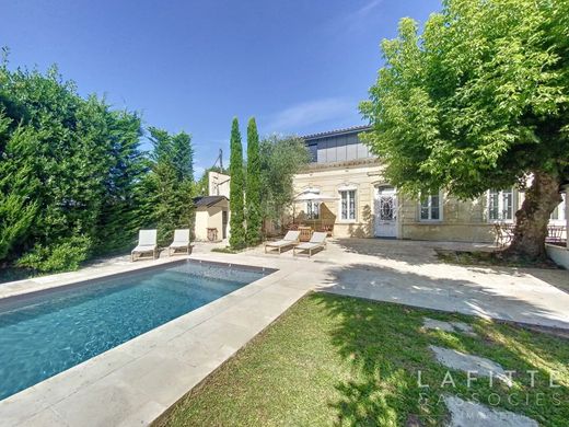 Luxury home in Eysines, Gironde