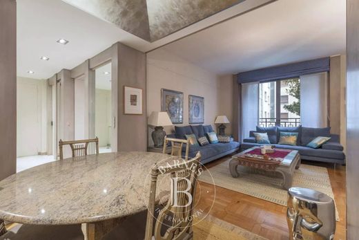 Apartament w La Muette, Auteuil, Porte Dauphine, Paris