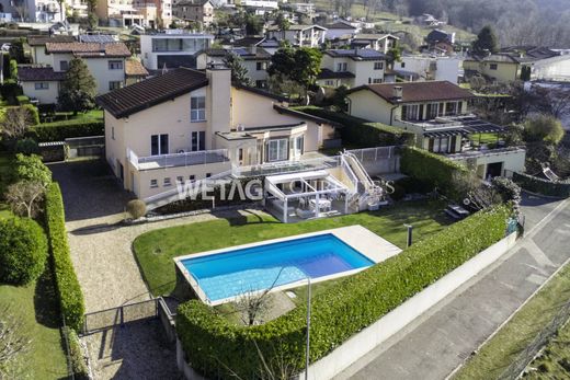빌라 / Villa Luganese, Lugano