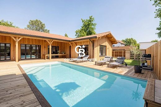 Luxury home in Arès, Gironde