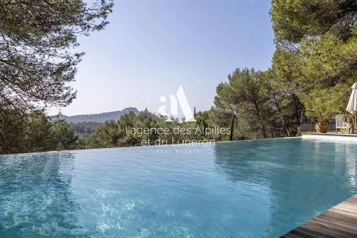 Luxury home in Les Baux de Provence, Bouches-du-Rhône