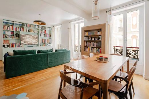 Apartment / Etagenwohnung in Provence-Opéra – Grands Boulevards, Paris