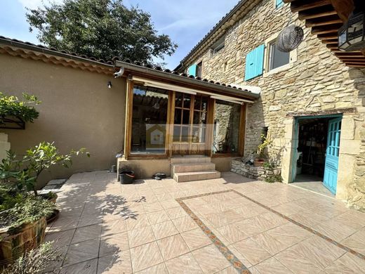 Luxus-Haus in Rochefort-en-Valdaine, Drôme