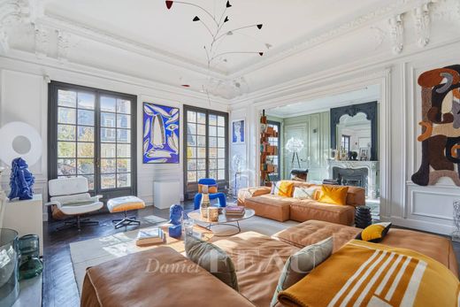 Apartment in Monceau, Courcelles, Ternes, Paris