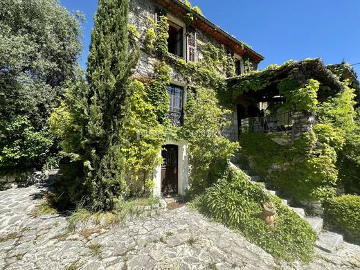Maison de luxe à La Colle-sur-Loup, Alpes-Maritimes