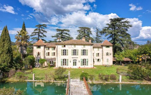 Kasteel in Brignoles, Var