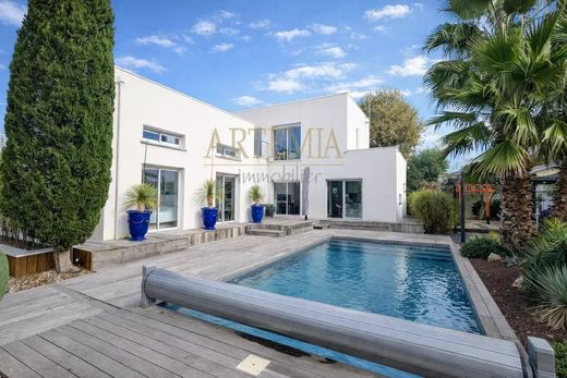 Luxury home in Gujan-Mestras, Gironde