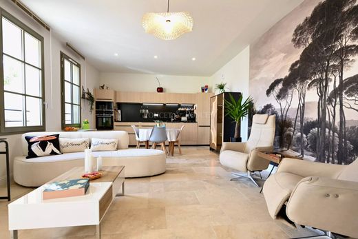 Maison de luxe à Uzès, Gard