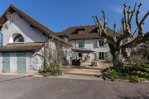 Luxury home in Les Avenières, Isère